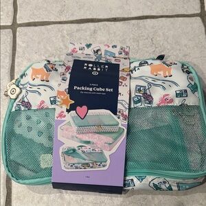Roller Rabbit Teal and White Packing Cube Set